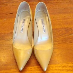 heels- Manolo Blahnik